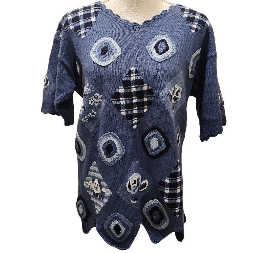 Capacity‎ Women's Blue Scalloped Short Sleeve Sweater Petite Large Grande NWT